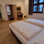Gaestehaus 1979 Pensjonat